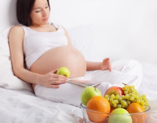婴儿
